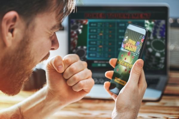Bàn Live Casino 777x với dealer thật phát sóng trực tiếp tại Việt Nam